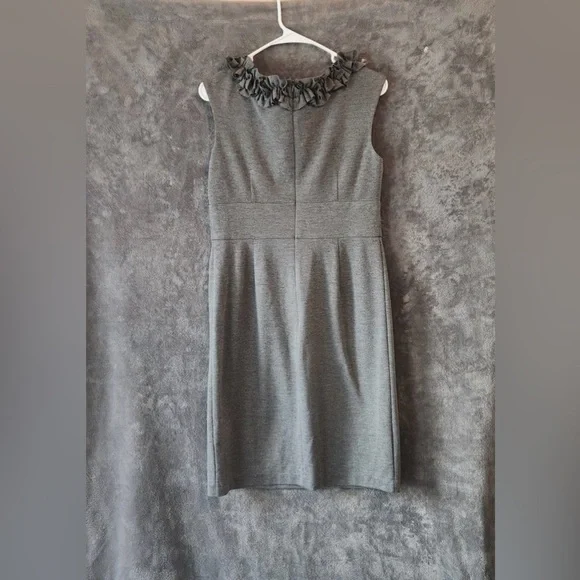 London Times Charcoal Sleeveless Midi Dress - Picture 5 of 10